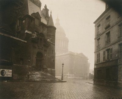 Rue de la Montagne Ste. Geneviève von Eugène Atget